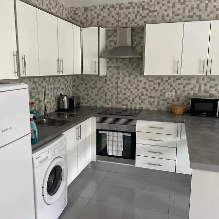Victoria Court 2 Apartment